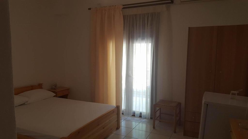 Mantos Rooms 1 Neo Klima Luaran gambar