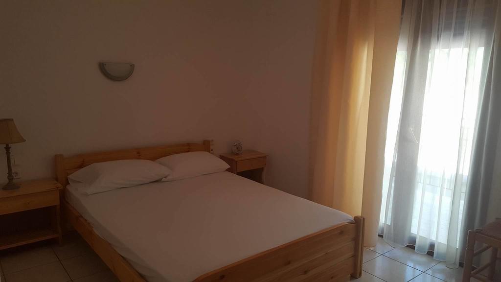Mantos Rooms 1 Neo Klima Luaran gambar