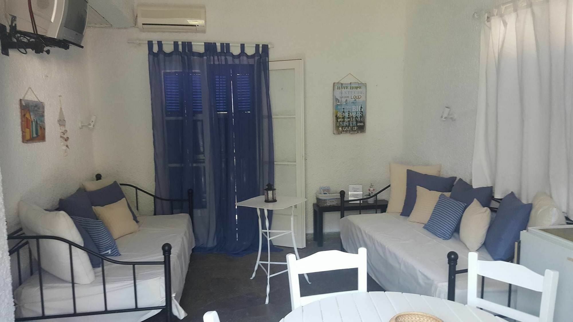 Mantos Rooms 1 Neo Klima Luaran gambar